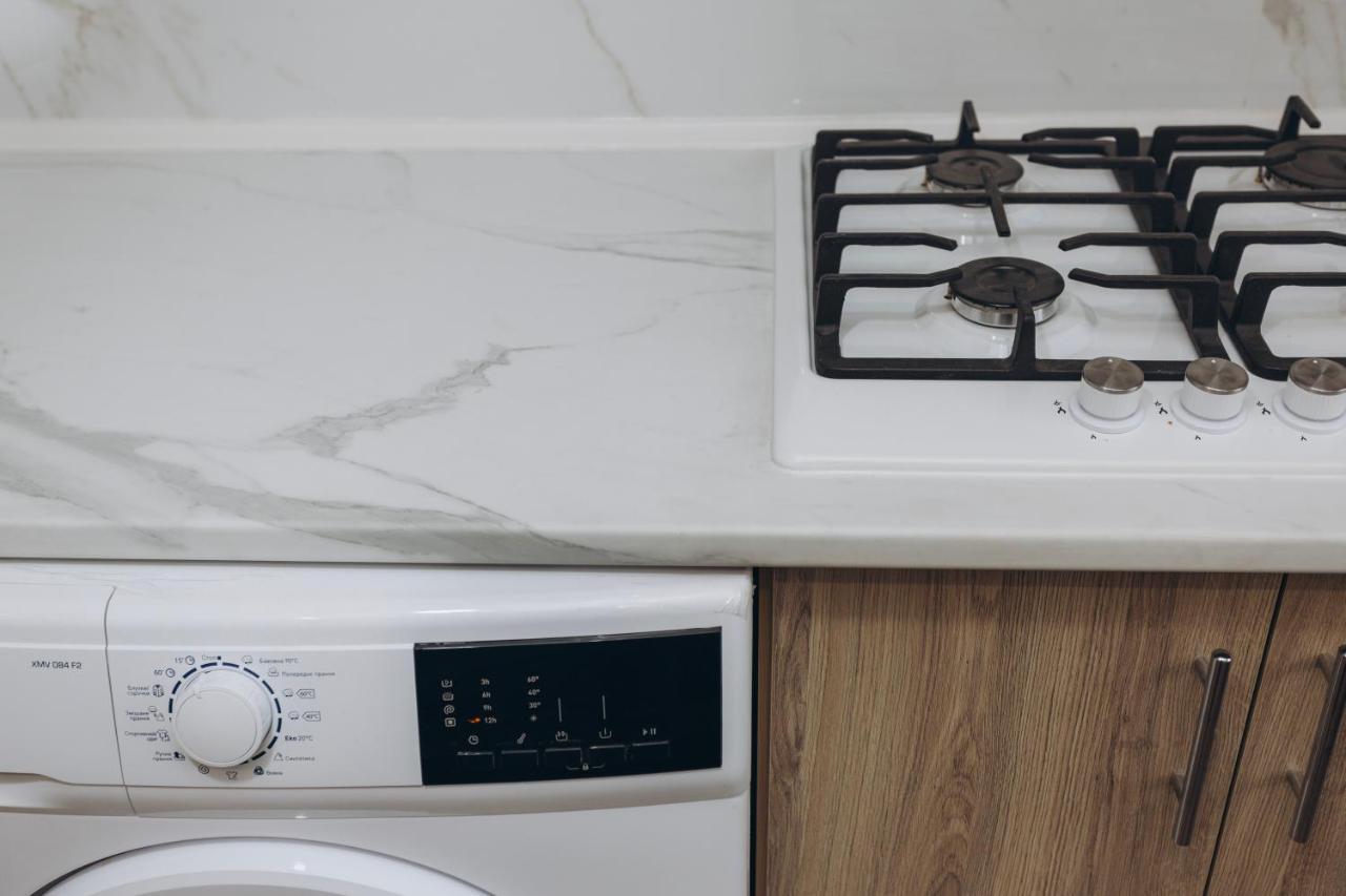 Luxe Apartments 5.26 Near Lavina 5 Floor سومي المظهر الخارجي الصورة