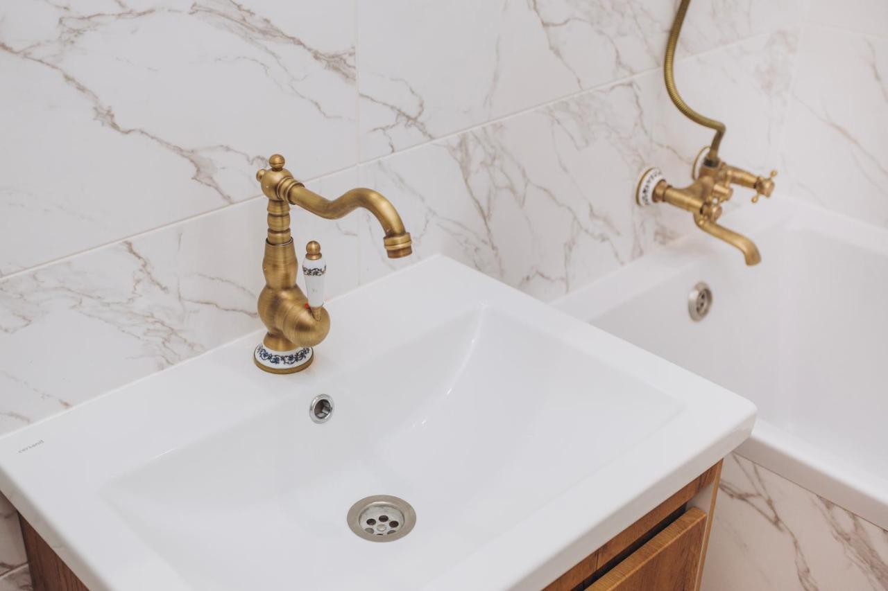 Luxe Apartments 5.26 Near Lavina 5 Floor سومي المظهر الخارجي الصورة